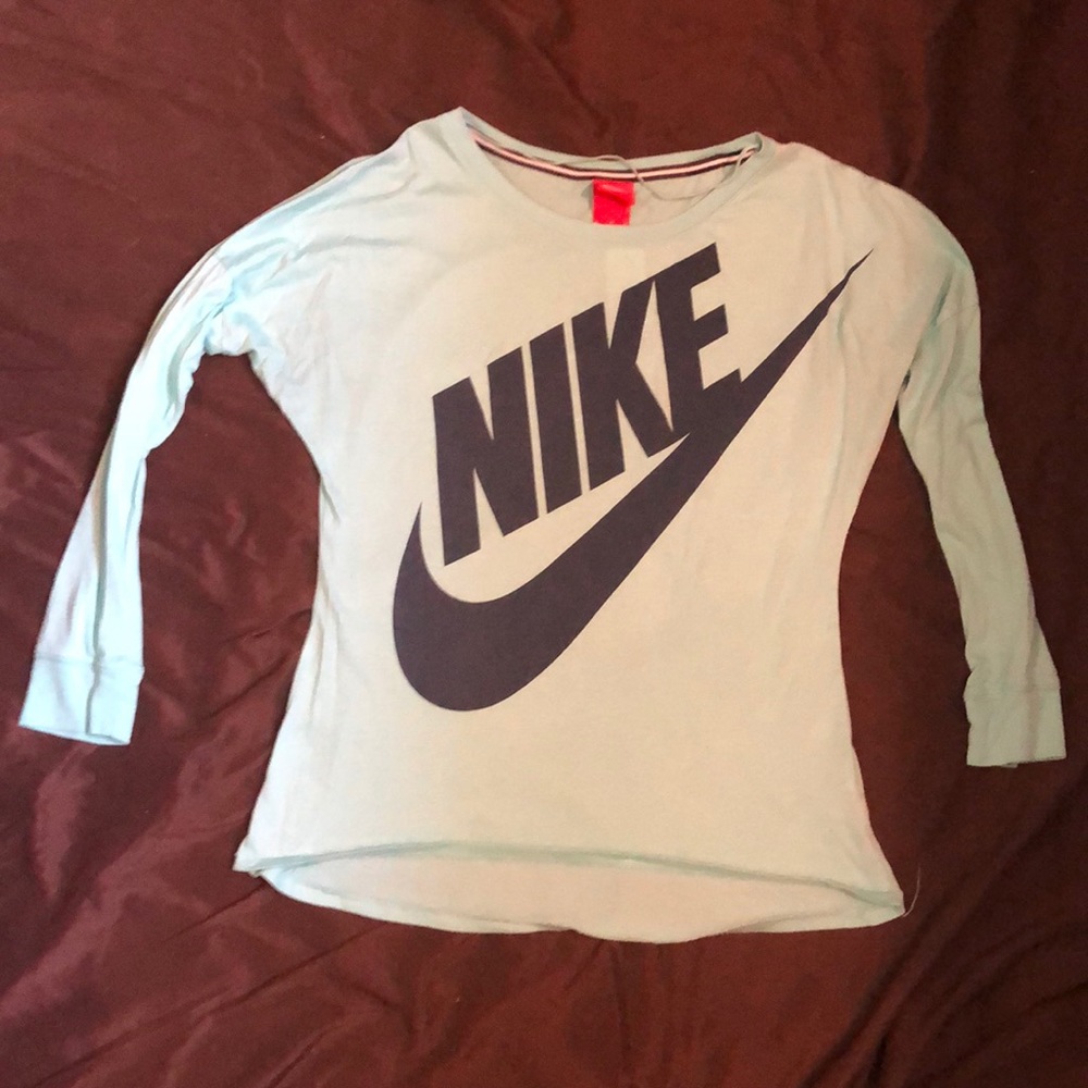 Nike 3/4 Sleeve Shirt